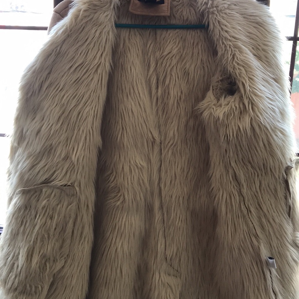 Coat- 60% acrylic, 40% polyester- size L